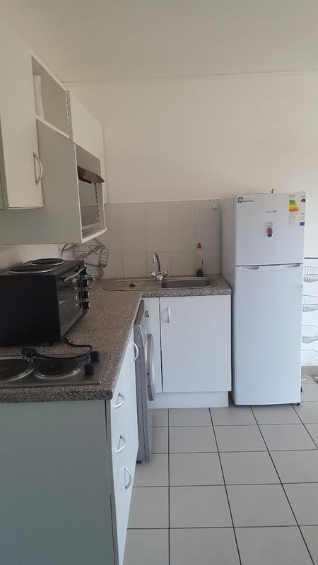 To Let 3 Bedroom Property for Rent in Grahamstown Central Eastern Cape